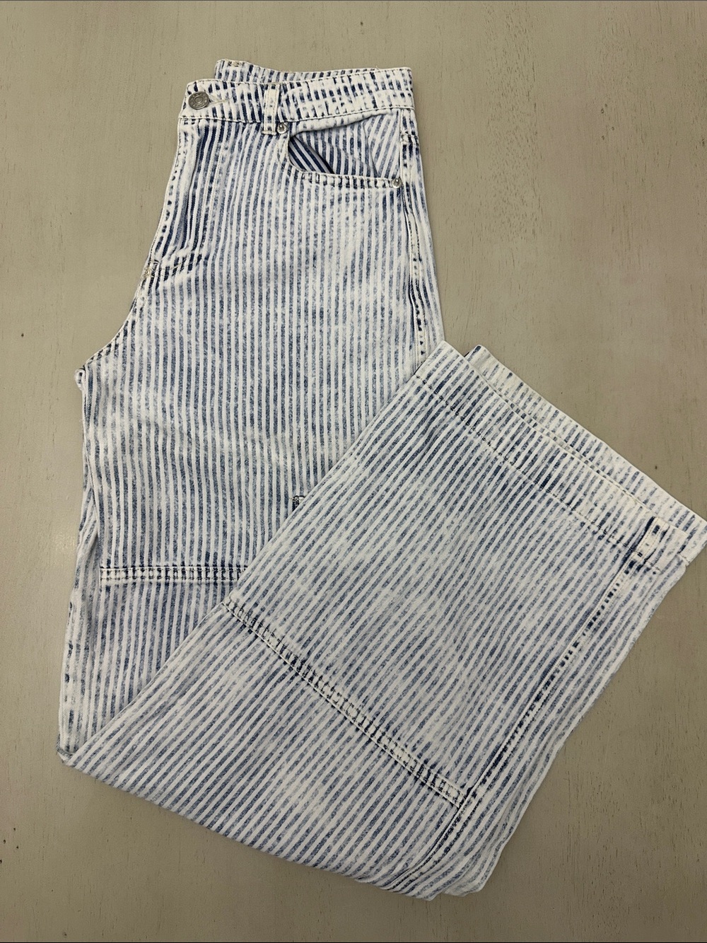 Altar'd State Striped Cargo Wide Leg Jeans - XXS